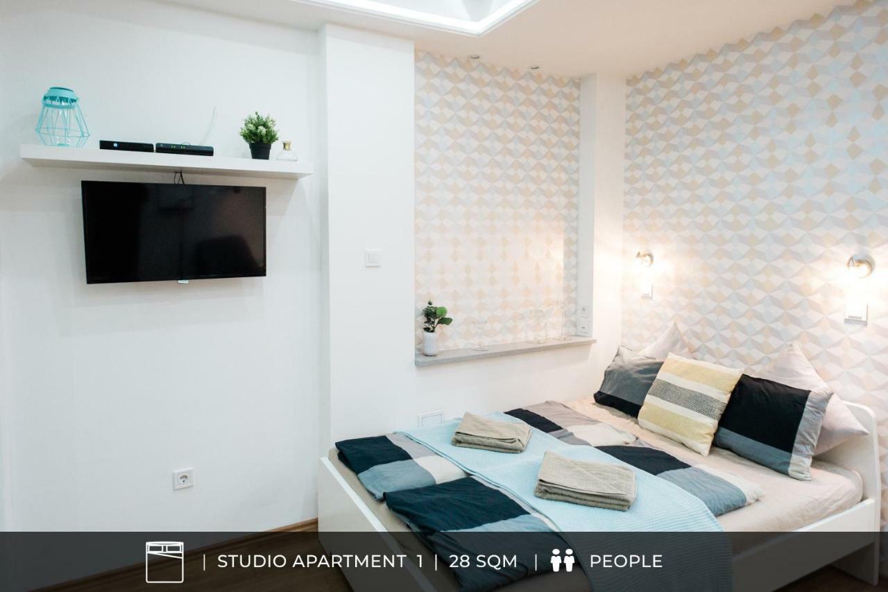 D.Five City Studio Regi Posta Budapest Bagian luar foto