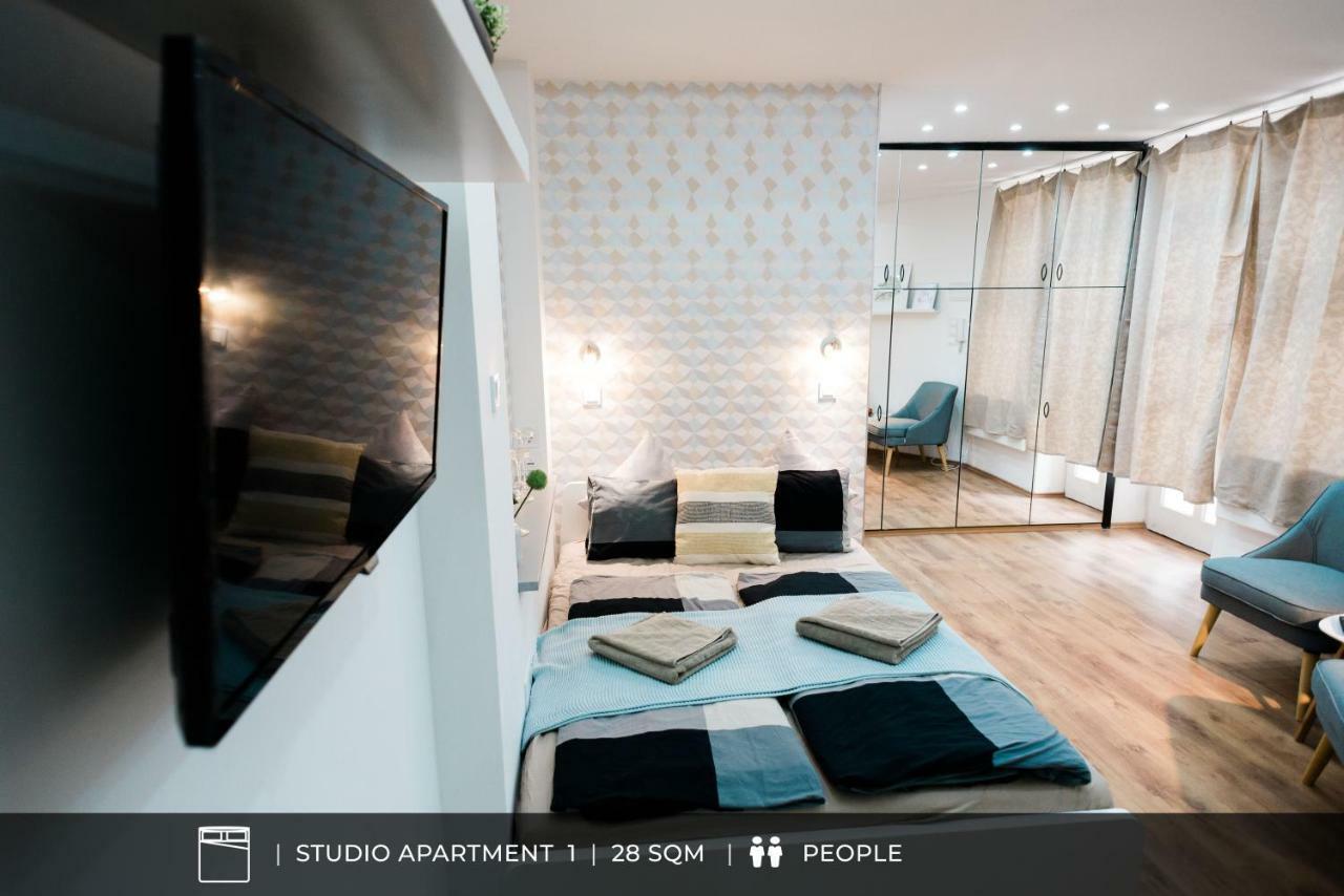 D.Five City Studio Regi Posta Budapest Bagian luar foto